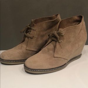 J.Crew tan suede/leather shoes with heel!